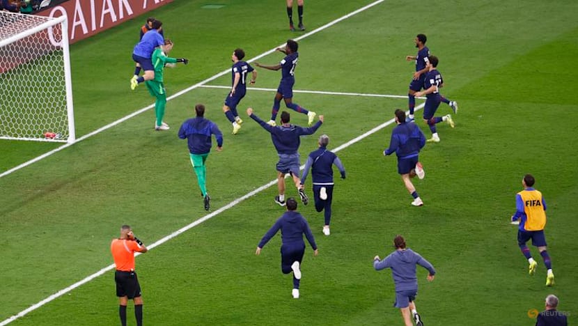 Safonov saves four shootout penalties as PSG beat Flamengo to win  Intercontinental Cup - CNA