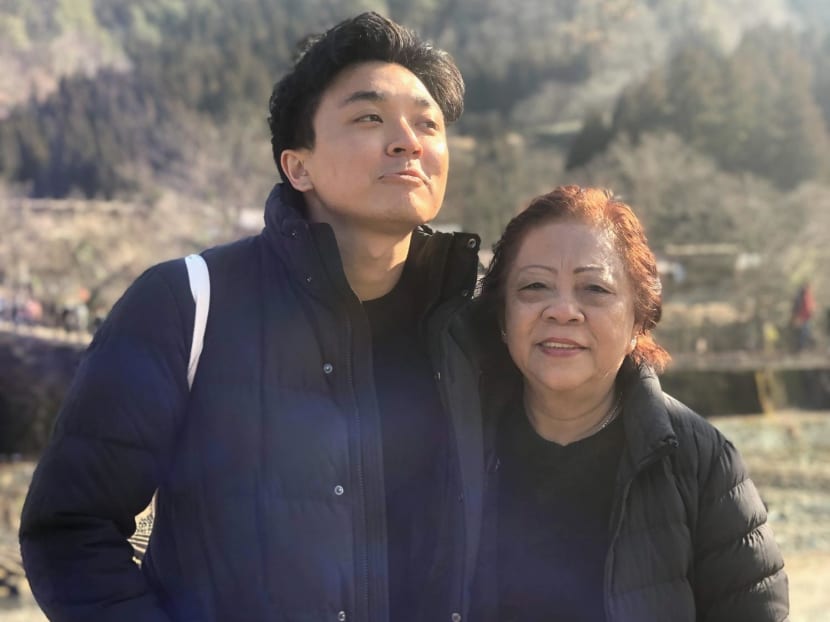 TODAY's journalist Daryl Choo (left) longs to have in-depth conversations in Hokkien with his grandmother (right). She speaks the dialect well but he does not. TODAY's journalist Daryl Choo (left) longs to have in-depth conversations in Hokkien with his grandmother (right). She speaks the dialect well but he does not.