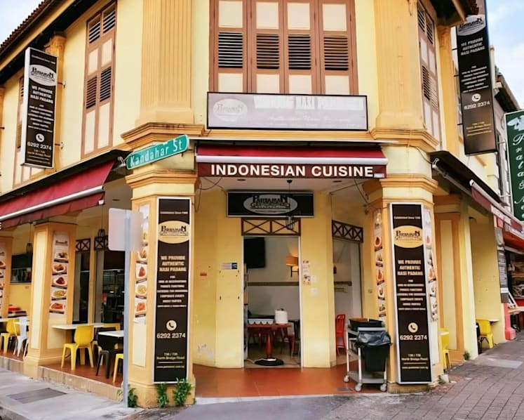 Warong Nasi Pariaman, said to be Singapore's oldest nasi padang stall, will close on Jan 31