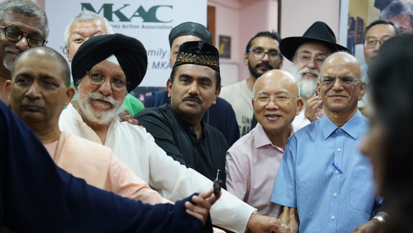 Related article image