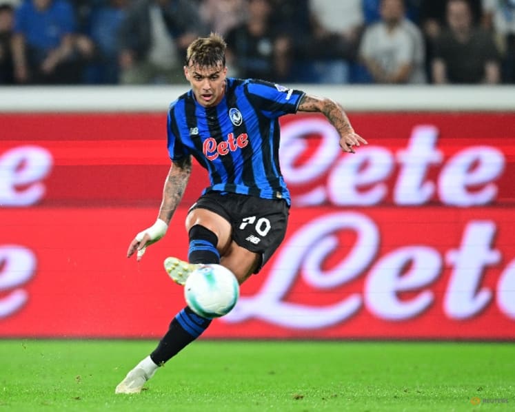 Italy's Daniel Maldini loses driving licence after car crash