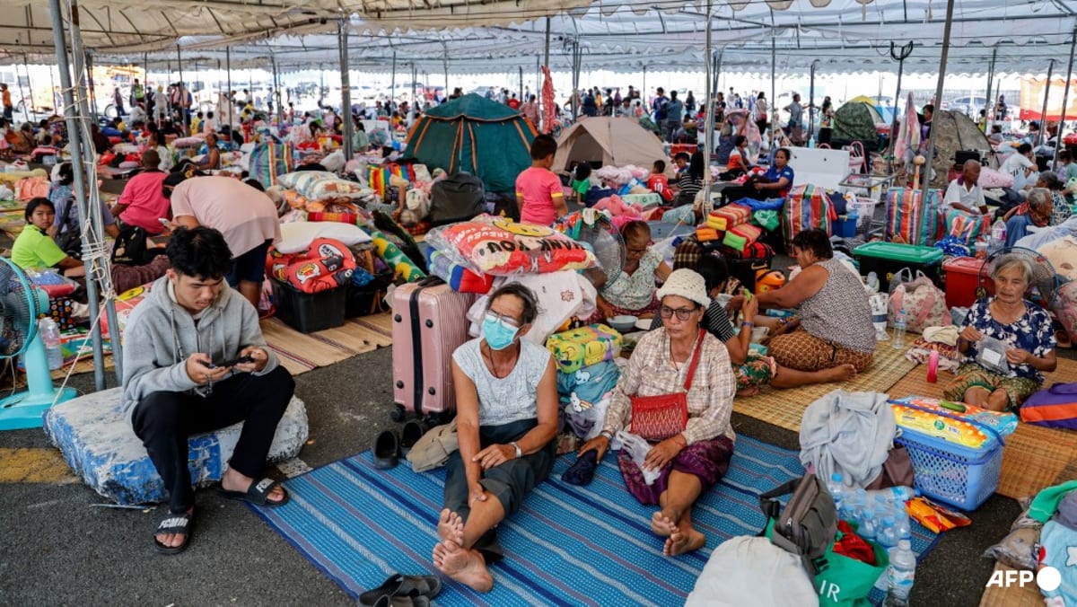 As it happened: Thousands flee fresh Thailand-Cambodia clashes as border tensions reignite As it happened: Thousands flee fresh Thailand-Cambodia clashes as border tensions reignite