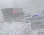 Heavy snow in US strands drivers in 100-vehicle crash