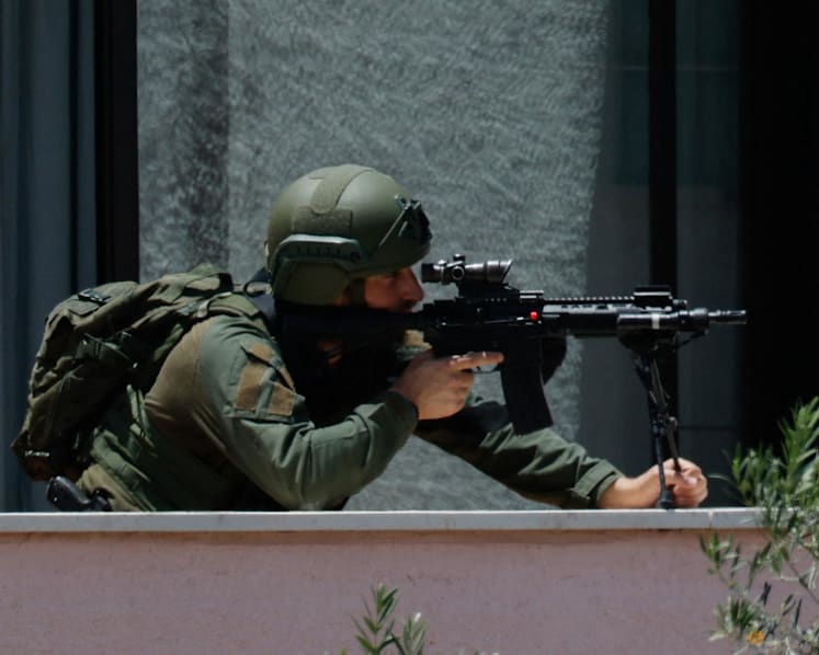 Israel says will only withdraw troops from Lebanon after Hezbollah disarmed