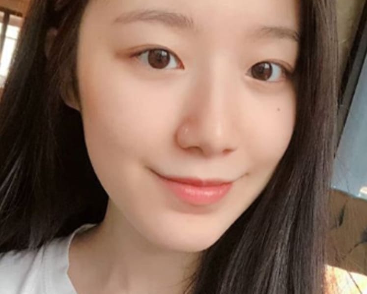 Commentary: 'Are you sick?' Why more South Korean women are doing away with cosmetics 