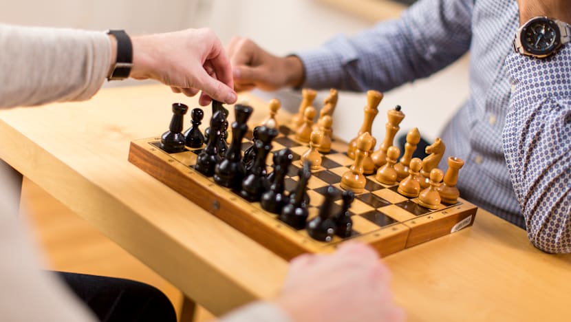  சிங்கப்பூரில் அதிகாரபூர்வ விளையாட்டுப் பட்டியலில் இனி e-sports, bridge, சதுரங்கம்