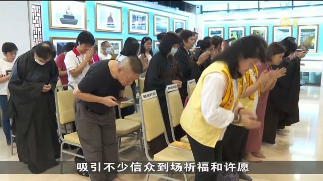 本地佛教团体庆祝卫塞节 法会浴佛活动吸引大批信徒参与