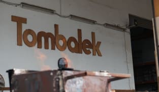 Buat perabot, pisau dengan sentuhan peribadi di Tombalek