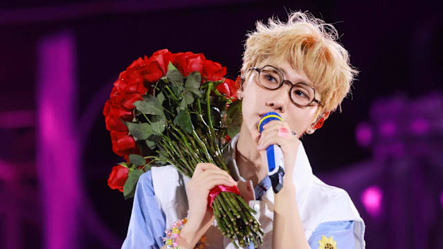 两场演出开票就售罄，汪苏泷“罗曼前传”新加坡演唱会再加场！