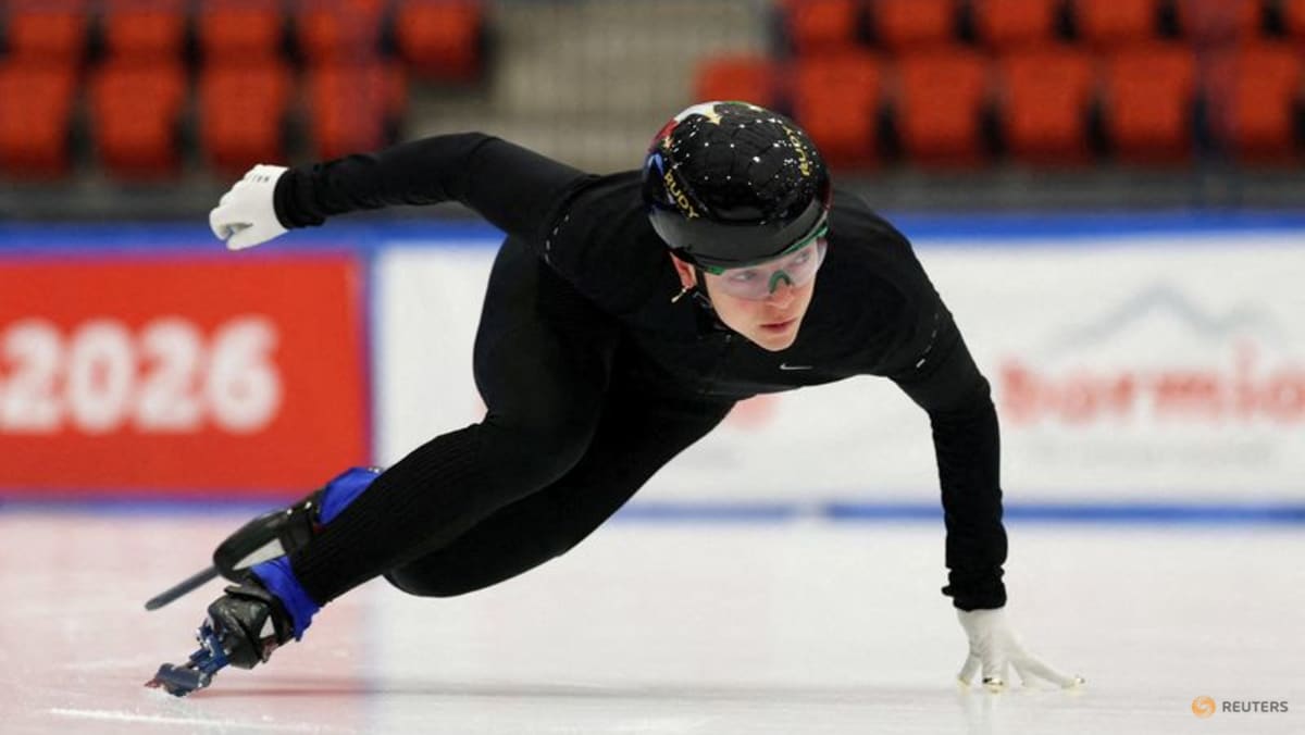 Short track-Italy's Fontana seeks fan support, enjoys home comfort