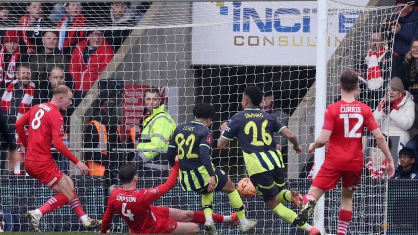 Man City survive wonder goal, Chelsea crash out of FA Cup