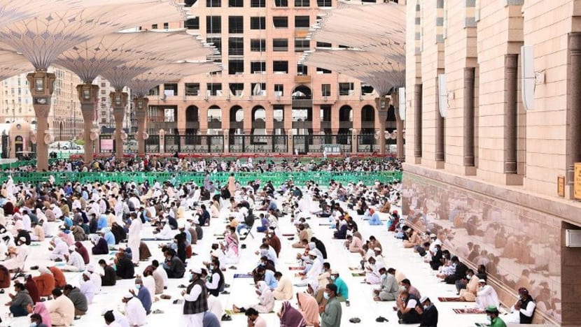 Jemaah tidak perlu permit  solat sunat Aidilfitri di Masjidil Haram, Masjid Nabawi 