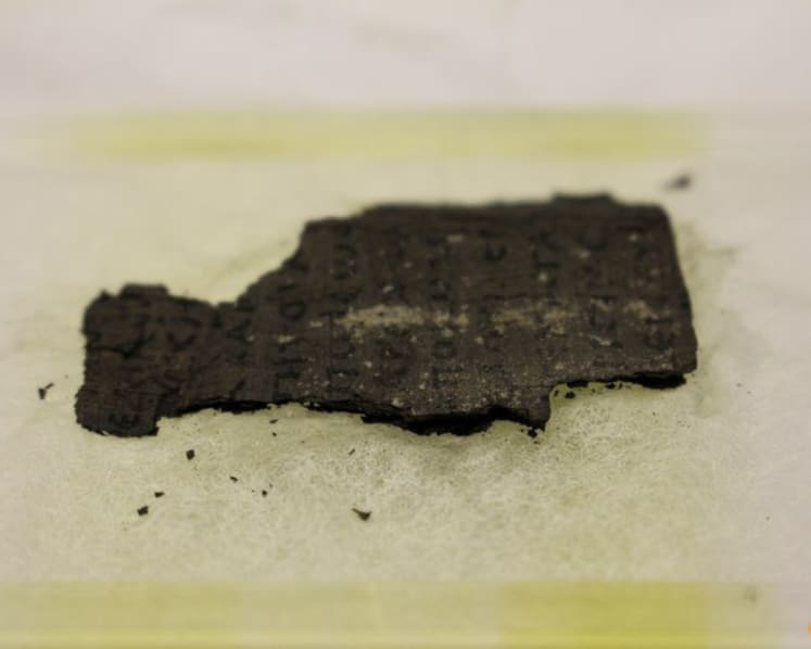 Complete text of carbonised Herculaneum scroll unlocked for first time