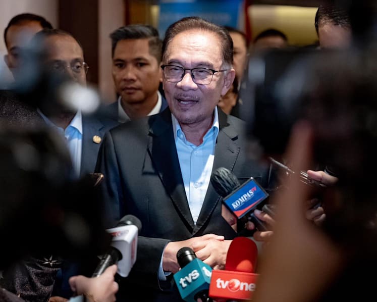 Malaysia PM Anwar says 'true friend' Indonesia will always be given priority