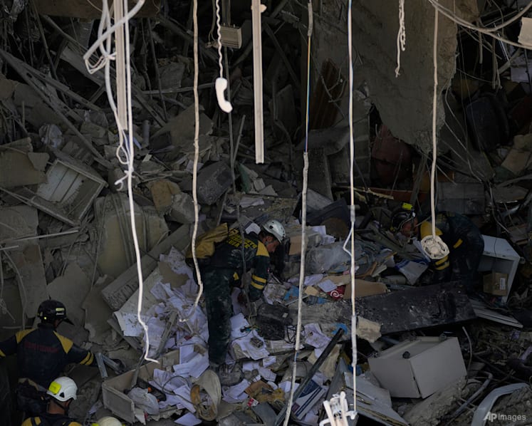 Crews work through 2nd night after Cuba hotel blast kills 27