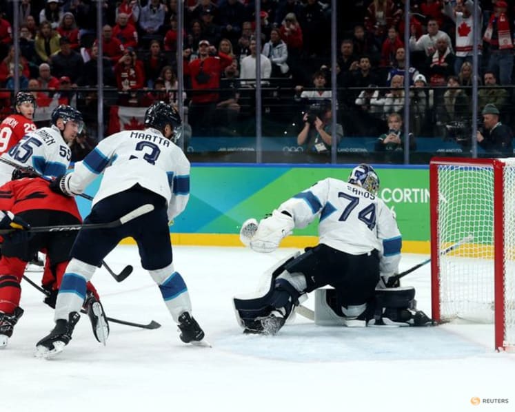 Ice hockey-Canada fight back to beat Finland, reach men's gold-medal game