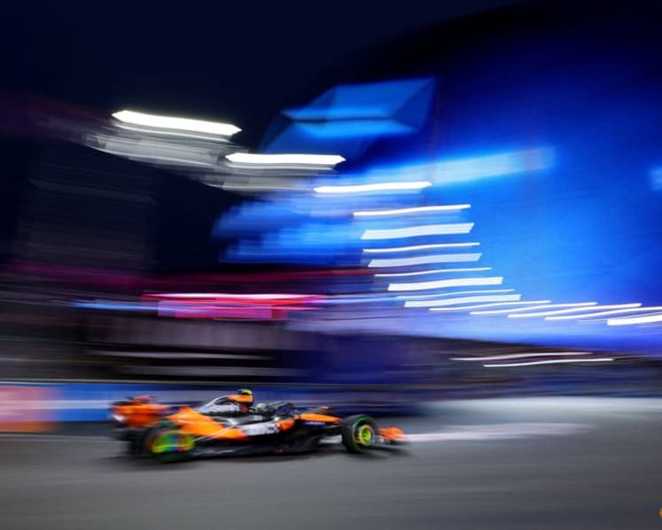 F1 leader Norris on pole in wet Las Vegas with Piastri fifth
