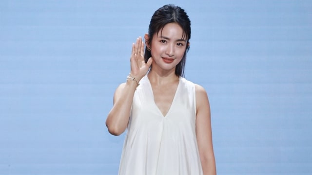 “成都人”风波后首现身　林依晨：请大家理解