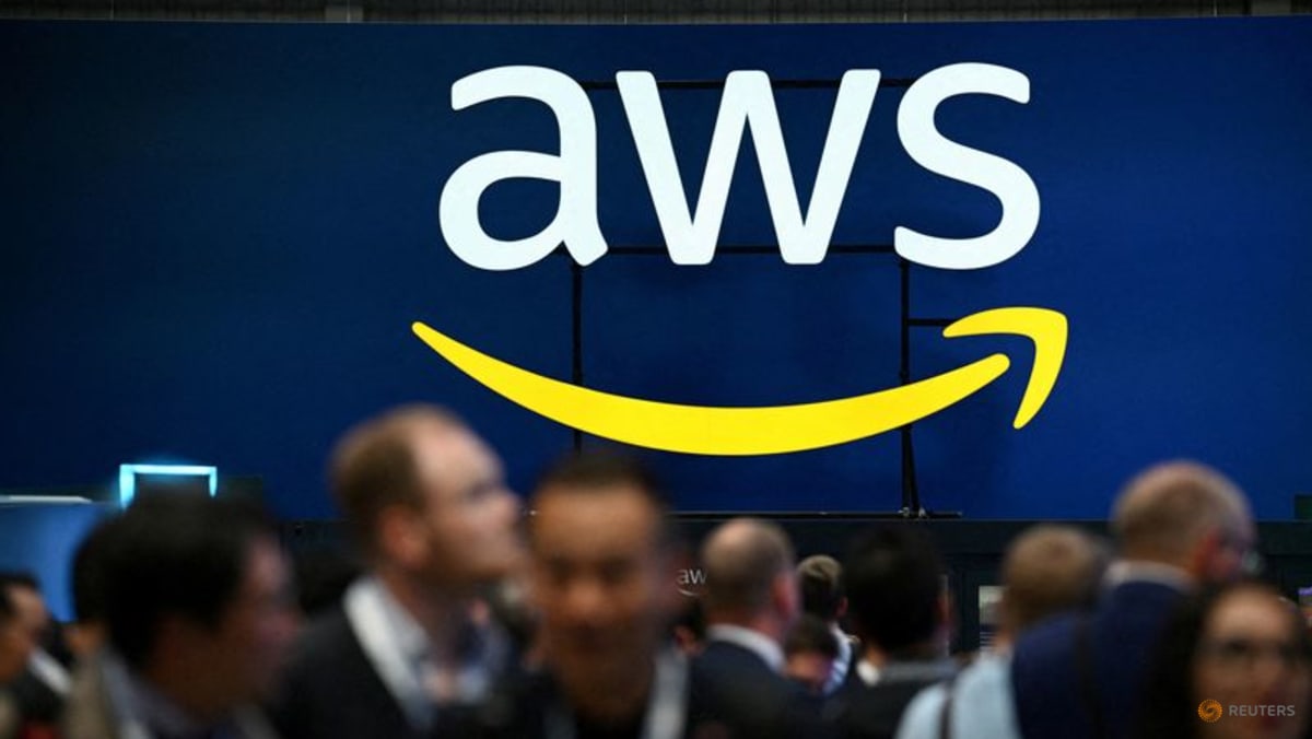 Amazon workers 'appalled' by AWS CEO's return to office remarks, urge ...