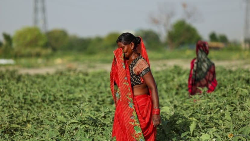 At least 24 dead in eastern India as temperatures soar At least 24 dead in eastern India as temperatures soar