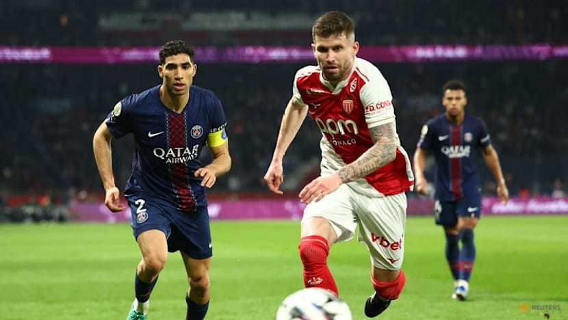 PSG lose at home to open Ligue 1 title race