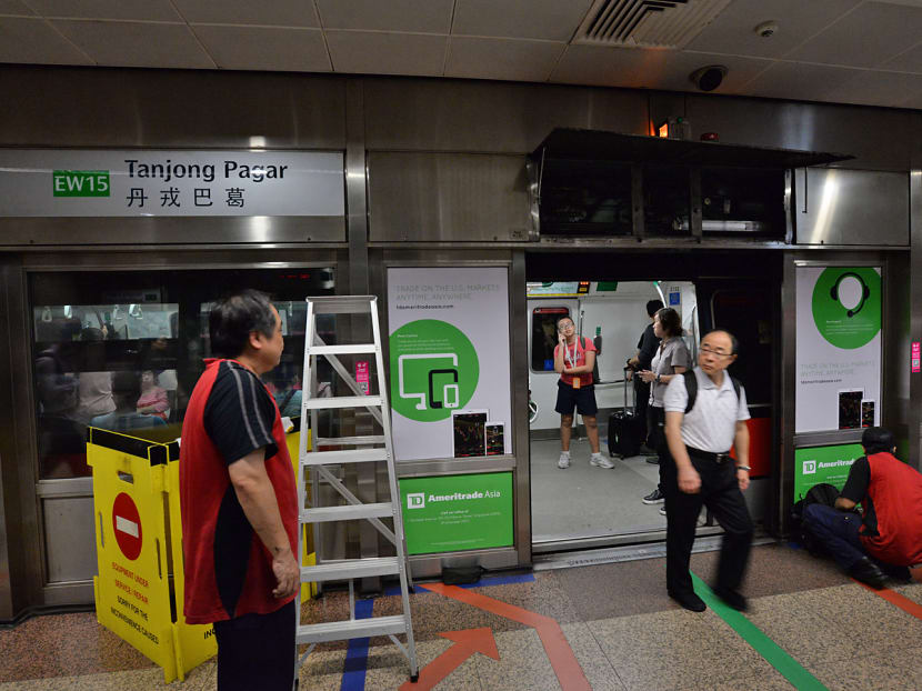 Gas leak from air-con pipe sends smoke into train, MRT station