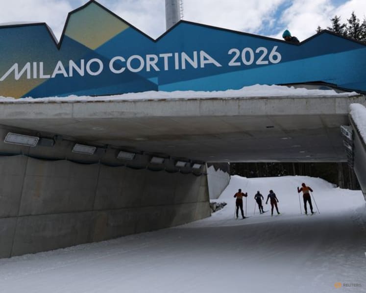 Biathlon-Fanatical Fans brave early start and bitter cold as Winter Games come to Anterselva