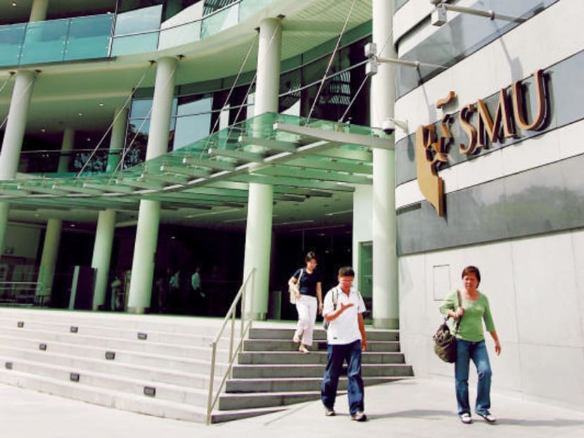 Under a new project of the Singapore Management University’s Pro Bono Centre, law students of the university will gain exposure to the legal needs of an ageing population.  Photo: TODAY file photo