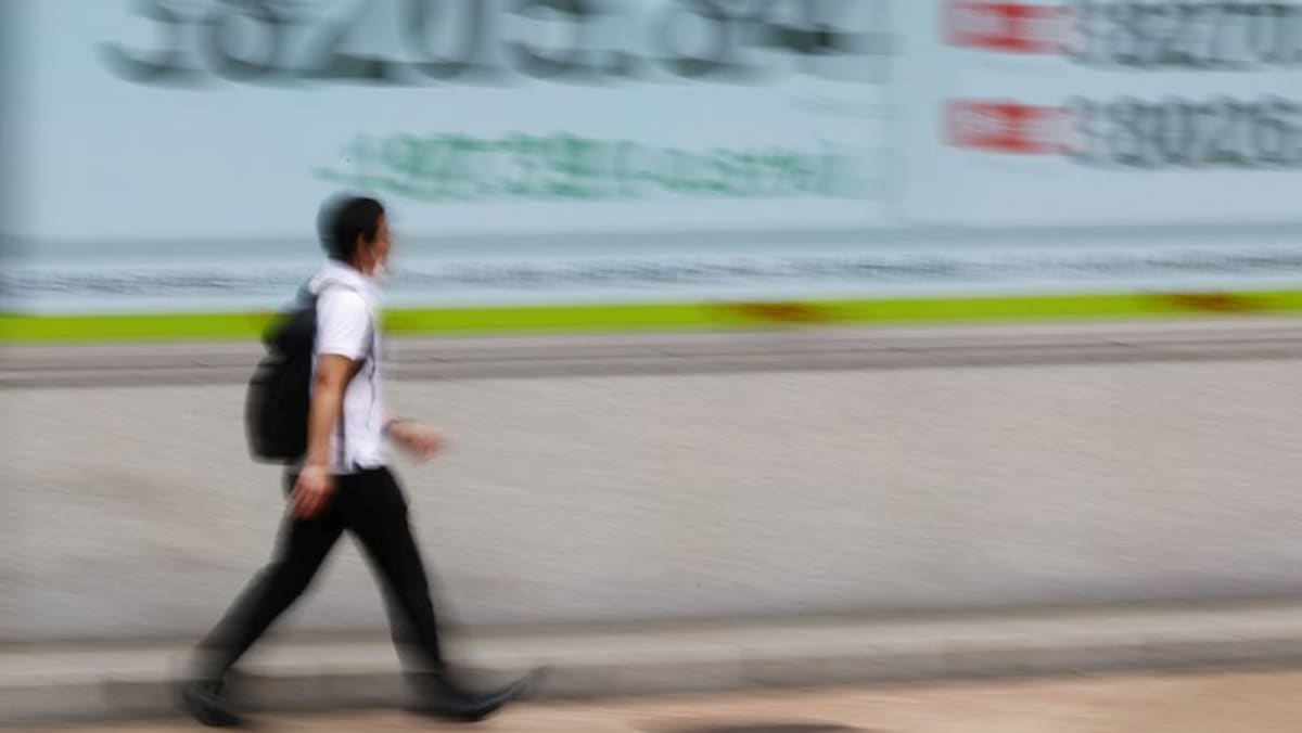 Asia shares dip before Fed gathering; European futures up on Ukraine summit hopes