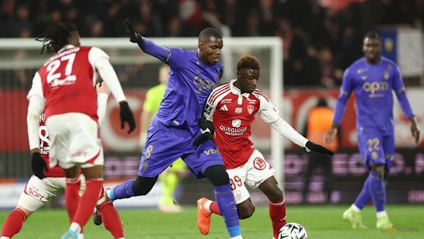 France's Pogba partners with professional camel racing team