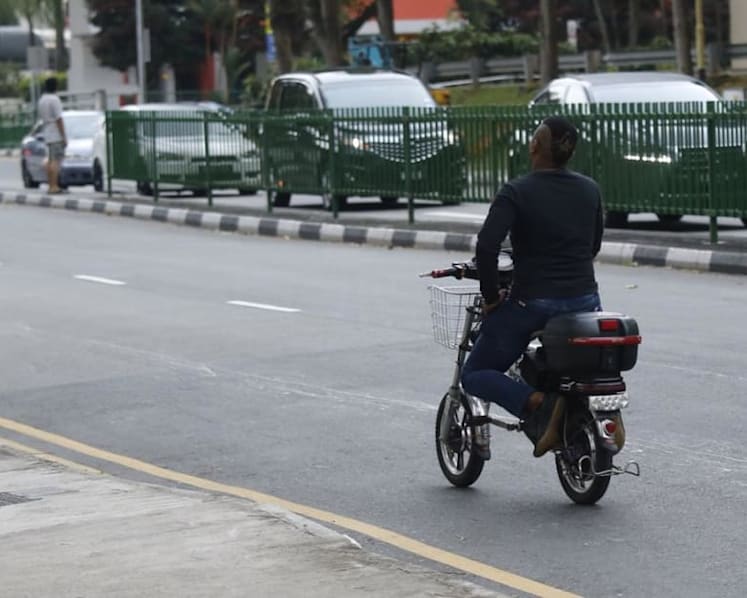 E-scooter rider jailed 1 week for riding on road against traffic flow, colliding with pedestrian