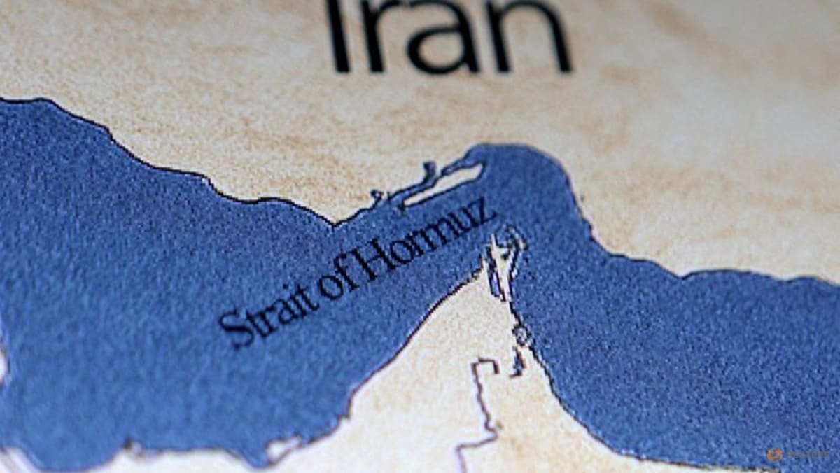 Trump urges world powers to secure Strait of Hormuz