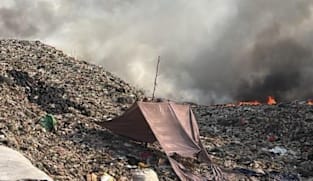 Kebakaran tidak kunjung padam, kualitas udara TPA Jatiwaringin berbahaya