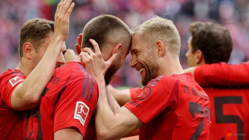Bayern cruise past Mainz 3-0 but title celebrations on ice