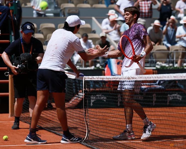 Cobolli cruises past Tien in straight sets to snap American's winning run