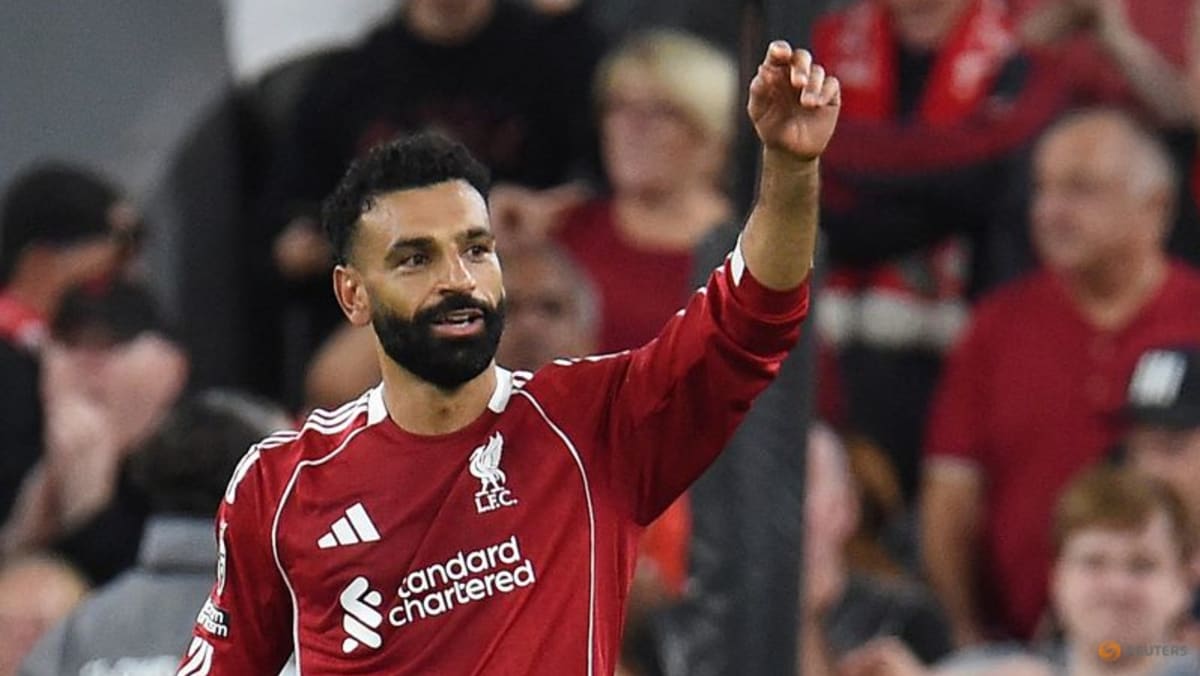 Late Salah, Chiesa goals give Liverpool 4-2 win in thrilling opener - CNA