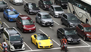 COE prices closed mostly lower; premiums for larger cars drop by nearly S$6,000