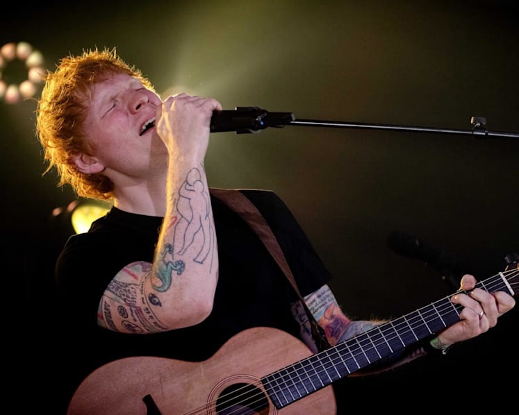Seluruh musisi pendukung tur Ed Sheeran mundur ikuti jejak Macklemore, konser terancam kacau