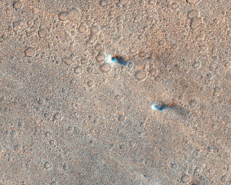 Whirlwind 'dust devils' reveal blustery conditions at Martian surface