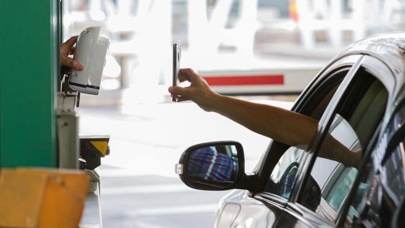 Clearing immigration in under 1 minute: Using QR code initiative as a first-time driver between Singapore and JB