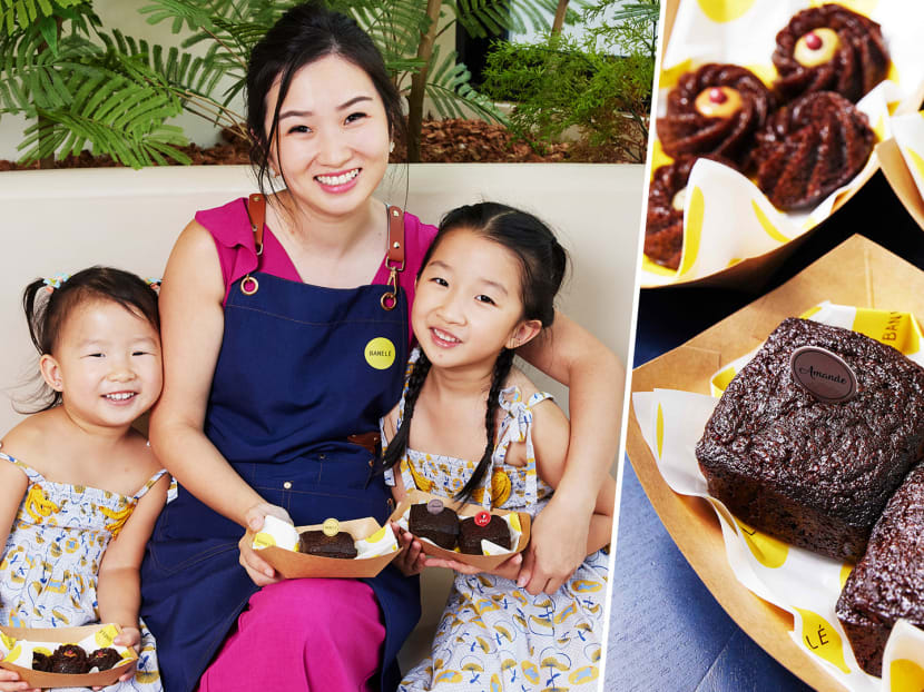 Ex-Teacher Who Disliked Banana Bread Accidentally Creates Best Version We’ve Ever Had After ‘Burning’ A Batch 