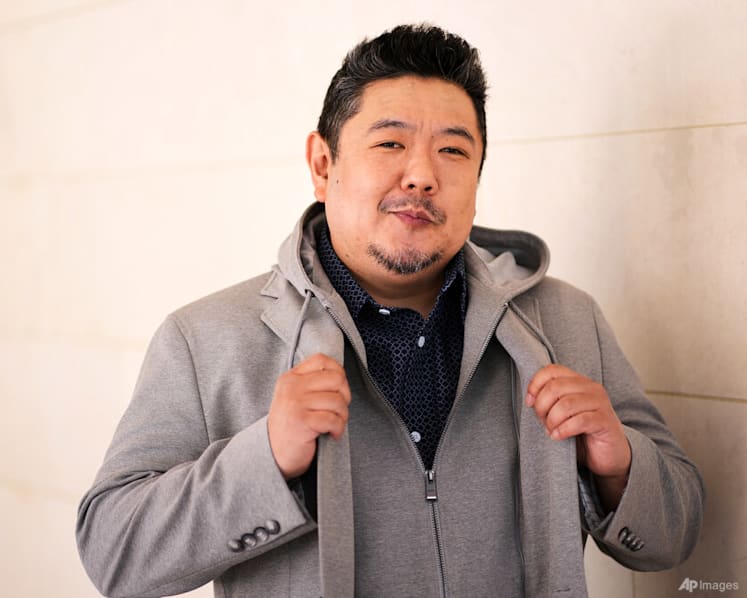 Eric Bauza, modern voice of Looney Tunes characters, dies at 46