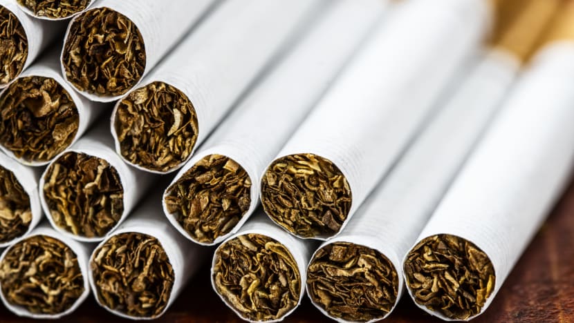 Jail for ex-foreman who bribed security guard to allow syndicate's cigarette smuggling Jail for ex-foreman who bribed security guard to allow syndicate's cigarette smuggling