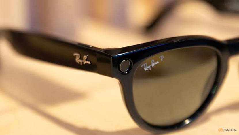 Meta delays global rollout of Ray-Ban Display glasses on strong US demand, supply squeeze