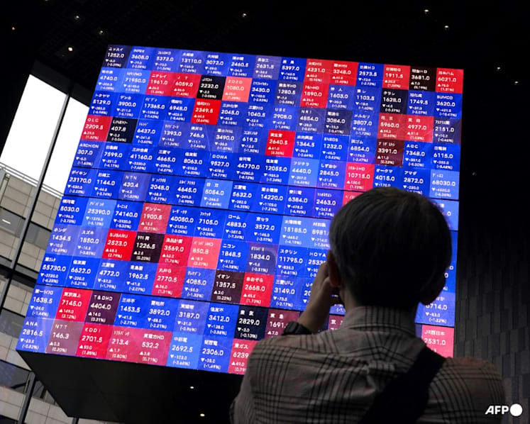 Rout in Seoul stocks leads Asian losses as AI tech rally hits wall