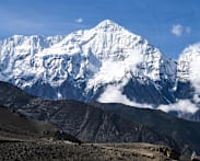 Banjir maut Nepal menyingkap ancaman baru dari perubahan Himalaya