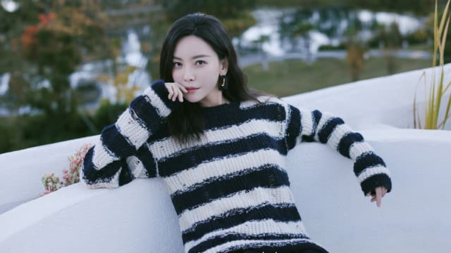 于文文坐姿豪迈　节目组忙着为她打马赛克！