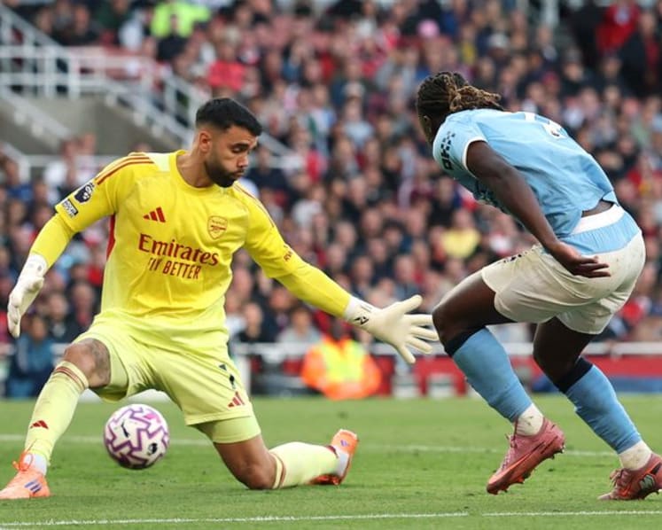 Martinelli snatches late point for Arsenal in 1-1 draw with Man City