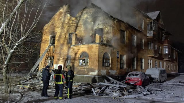 俄军发射“榛树”高超音速导弹 摧毁乌克兰无人机生产与能源设施