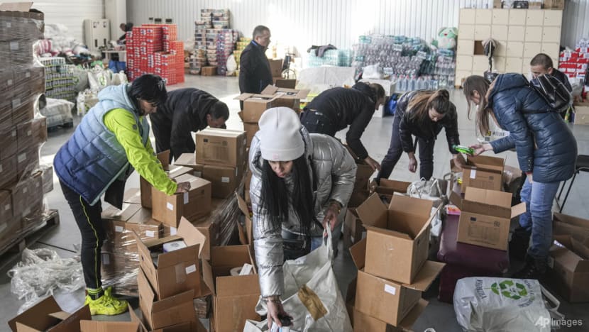Commentary: Political tensions make humanitarian aid a tightrope act Commentary: Political tensions make humanitarian aid a tightrope act